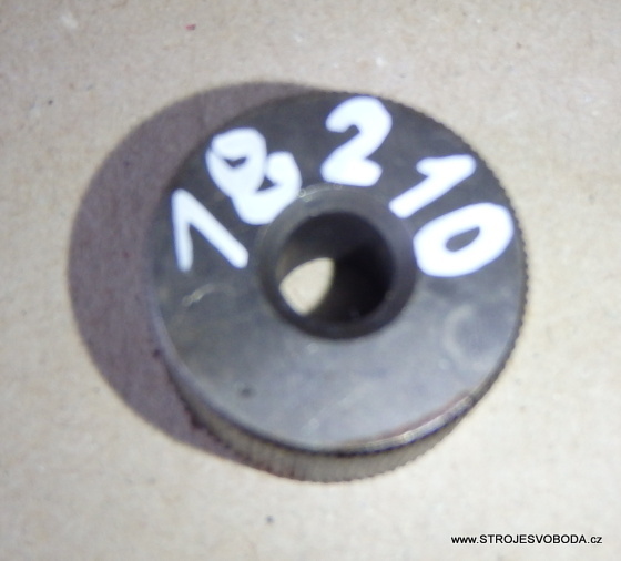 Vroubkovací kolečka 20x10x6, rozteč 0,6 rovná (18210 (1).JPG)